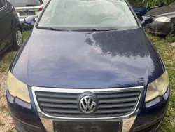 Blau Gebraucht 2006 VW Passat Trendline Kombi | 1.990 € (Guter Preis)