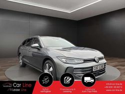 Grau Gebraucht 2024 VW Passat Business Kombi | 35.990 € (Guter Preis)