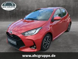 Rot Gebraucht 2021 Toyota Yaris Hybrid Team Kleinwagen | 17.990 € (Fairer Preis)