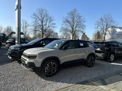 Neu 2025 Jeep Avenger EV Altitude SUV | 44.950 €