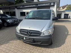 Grau Gebraucht 2012 Mercedes Vito Van / Kleinbus | 12.850 € (Teuer)