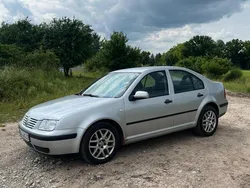Silber Gebraucht 2000 VW Bora Limousine | 1.000 € (Guter Preis)