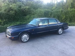 Blau Gebraucht 1996 Jaguar X300 Limousine | 3.000 €