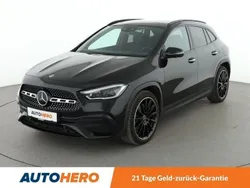 Schwarz Gebraucht 2020 Mercedes GLA220 AMG line SUV | 36.490 € (Fairer Preis)