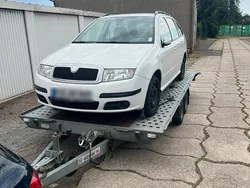 Weiß Gebraucht 2006 Skoda Fabia Kombi | 850 € (Guter Preis)