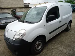Gletscherweiss Gebraucht 2011 Renault Kangoo Rapid Extra Van / Kleinbus | 5.350 € (Etwas zu teuer)