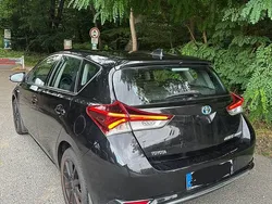 Schwarz Gebraucht 2016 Toyota Auris Hybrid Limousine | 14.990 € (Fairer Preis)