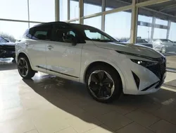 Pearl white / black Neu 2025 Nissan Qashqai SUV | 34.409 € (Fairer Preis)
