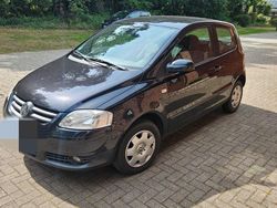 Schwarz Gebraucht 2005 VW Fox Kleinwagen | 1.690 € (Fairer Preis)