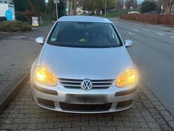 Silber Gebraucht 2005 VW Golf IV Limousine | 3.500 € (Etwas zu teuer)
