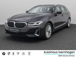 Sophistograu brillanteffekta9 Gebraucht 2021 BMW 530 Luxury Line Kombi | 29.999 € (Fairer Preis)
