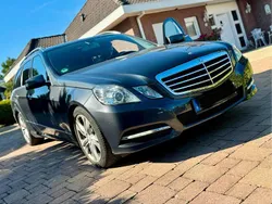 Grau Gebraucht 2012 Mercedes E200 Avantgarde Kombi | 13.500 € (Fairer Preis)