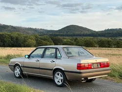 Gold Gebraucht 1986 Audi 90 Limousine | 11.500 €