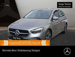 Grau Gebraucht 2024 Mercedes B180 Advanced Van / Kleinbus | 28.890 € (Superpreis)