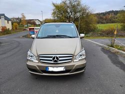 Gold Gebraucht 2013 Mercedes Viano Edition Van / Kleinbus | 17.800 € (Fairer Preis)