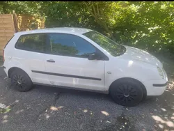 Weiß Gebraucht 2001 VW Polo Kleinwagen | 400 € (Guter Preis)