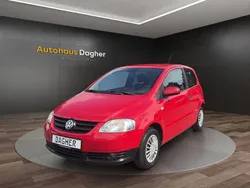 Rot Gebraucht 2011 VW Fox Style Kleinwagen | 3.990 € (Teuer)