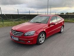 Rot Gebraucht 2008 Mercedes 200 Coupé | 4.000 € (Superpreis)
