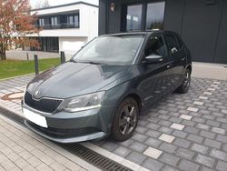 Grau Gebraucht 2017 Skoda Fabia Kleinwagen | 7.499 € (Fairer Preis)