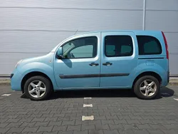 Blau Gebraucht 2009 Renault Kangoo Privilege Van / Kleinbus | 5.800 € (Fairer Preis)