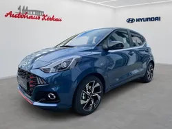 Vibrant blue/phantom black Neu 2025 Hyundai i10 N Line Kleinwagen | 24.250 € (Teuer)