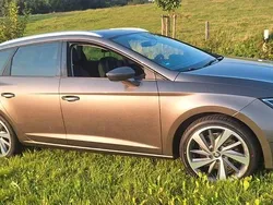 Grau Gebraucht 2017 Seat Leon ST FR Kombi | 13.900 € (Fairer Preis)