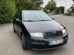Schwarz Gebraucht 2006 Skoda Fabia Kleinwagen | 2.000 € (Etwas zu teuer)