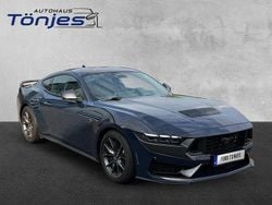 Blue ember (metallic) Gebraucht 2024 Ford Mustang Fastback Coupé | 61.980 € (Fairer Preis)