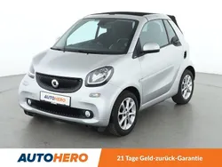 Grau Gebraucht 2016 Smart ForTwo Cabrio Basis Cabrio | 12.060 € (Fairer Preis)