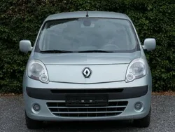 Silber Gebraucht 2008 Renault Kangoo Privilege Van / Kleinbus | 4.950 € (Etwas zu teuer)