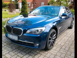 Blau Gebraucht 2010 BMW 740L Sport Line Limousine | 11.900 €