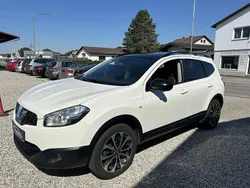 Brilliant white (m) Gebraucht 2013 Nissan Qashqai +2 360º SUV | 8.990 € (Fairer Preis)