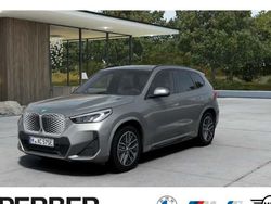 Silber Neu 2025 BMW iX1 M Sport SUV | 44.840 € (Superpreis)