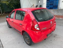 Rot Gebraucht 2008 Dacia Sandero Kleinwagen | 1.699 € (Fairer Preis)