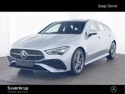 Silber Gebraucht 2024 Mercedes CLA200 Shooting Brake AMG Kombi | 34.920 € (Fairer Preis)