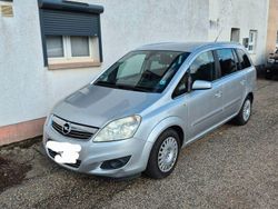 Grau Gebraucht 2008 Opel Zafira Van / Kleinbus | 750 € (Superpreis)