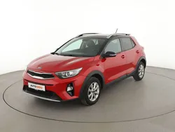 Rot Gebraucht 2018 Kia Stonic Vision SUV | 12.590 € (Fairer Preis)