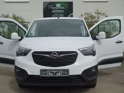 Weiß Gebraucht 2020 Opel Combo Edition Van / Kleinbus | 8.900 € (Guter Preis)
