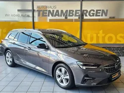 Mondstein grau/e:vulkan grau Gebraucht 2023 Opel Insignia Business Kombi | 22.400 € (Etwas zu teuer)