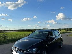 Schwarz Gebraucht 2013 VW Golf VII Trendline Kleinwagen | 7.700 € (Etwas zu teuer)