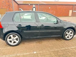 Schwarz Gebraucht 2004 VW Golf IV Limousine | 1.300 € (Fairer Preis)