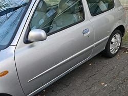 Grau Gebraucht 2002 Nissan Micra Kleinwagen | 800 € (Guter Preis)