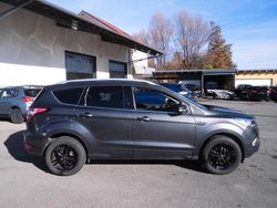 Grau Gebraucht 2017 Ford Kuga Cool & Connect SUV | 9.990 € (Superpreis)