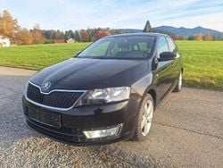 Cerna magic/black magic Gebraucht 2015 Skoda Rapid Elegance Kleinwagen | 8.490 € (Etwas zu teuer)