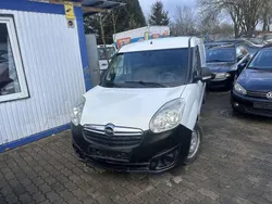 Polarweiss Gebraucht 2012 Opel Combo Van / Kleinbus | 1.690 €