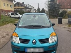 Blau Gebraucht 2005 Renault Modus Dynamique Van / Kleinbus | 1.900 € (Fairer Preis)