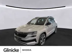 Steelgrau Gebraucht 2022 Skoda Karoq SportLine SUV | 32.880 € (Fairer Preis)