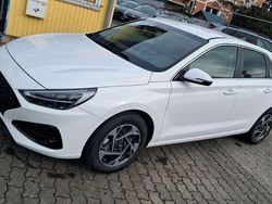 Weiß Neu 2024 Hyundai i30 Style Limousine | 19.895 € (Superpreis)