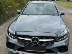 Grau Gebraucht 2019 Mercedes C300e AMG line Kombi | 26.950 € (Fairer Preis)
