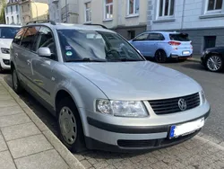 Gebraucht 2000 VW Passat Trendline Kombi | 2.000 € (Teuer)